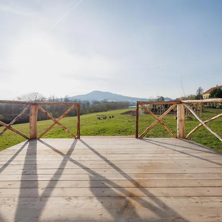Orlí Hnízdo Pod Sedlem Сasa de vacaciones